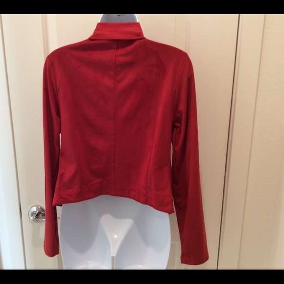 Red faux suede short jacket - Picture 2 of 5